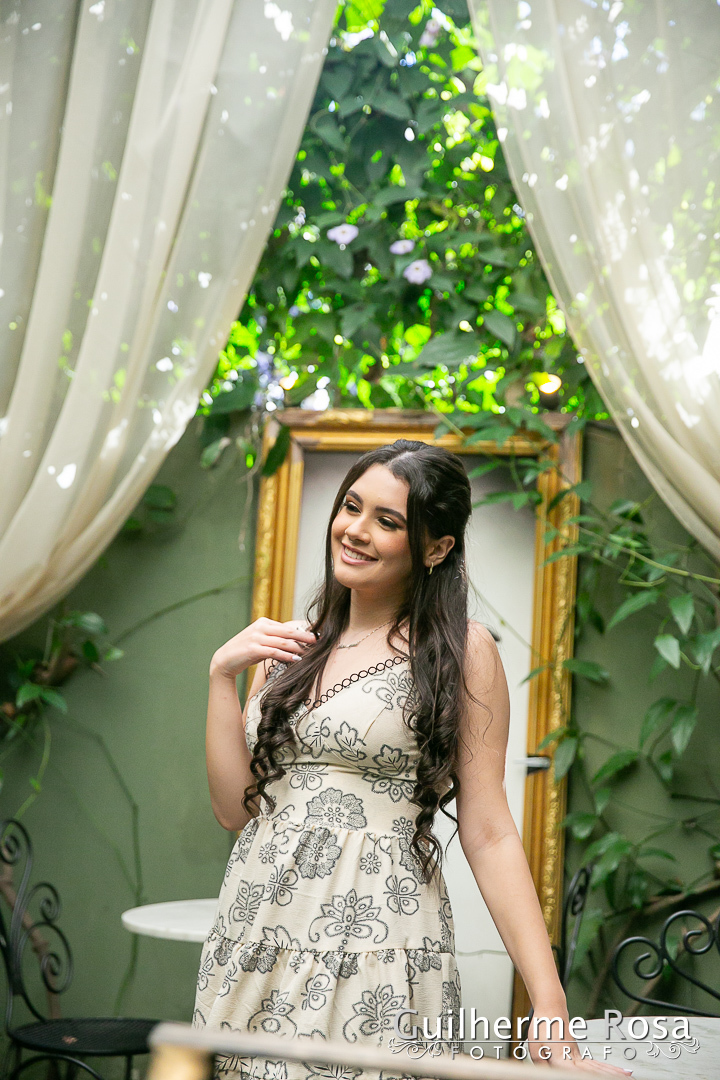 Café que serve lanches, sobremesas, café e chás, conhecido por seu chai latte com especiarias indianas Endereço: Rua Sarmento Leite, 1024, R. Sarmento Leite, 1030 - Cidade Baixa,
- guilhermers - 

Ensaios Fotográficos -
Book - da Monique Martins Machado
