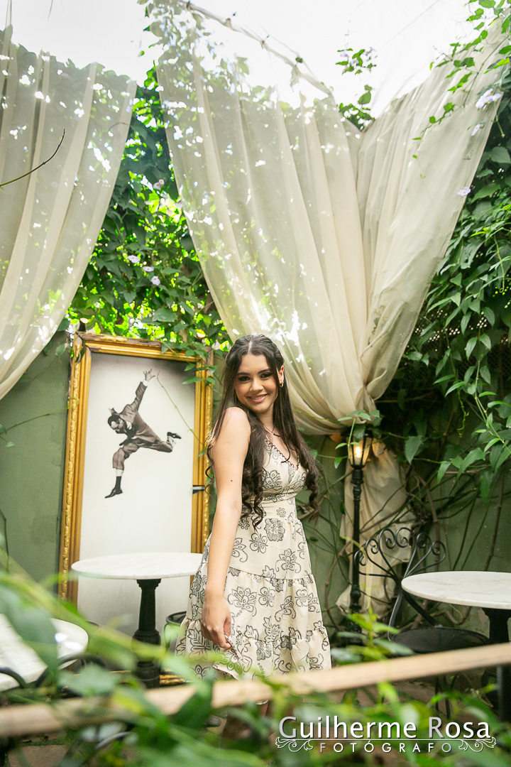 Café que serve lanches, sobremesas, café e chás, conhecido por seu chai latte com especiarias indianas Endereço: Rua Sarmento Leite, 1024, R. Sarmento Leite, 1030 - Cidade Baixa,
- guilhermers - 

Ensaios Fotográficos -
Book - da Monique Martins Machado
