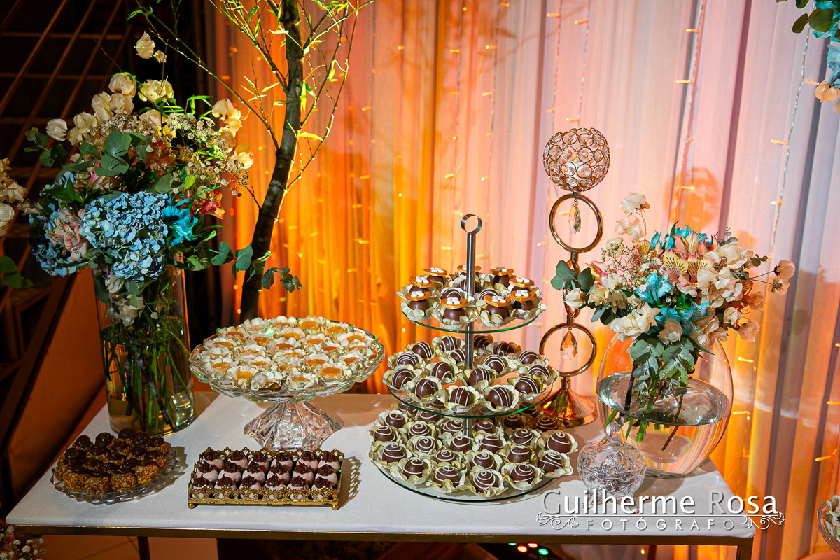 fotografia 15 anos Porto Alegre
ensaio 15 anos Porto Alegre
book 15 anos Porto Alegre
festa 15 anos Porto Alegre
debutante Porto Alegre
fotógrafo para festa de 15 anos em Porto Alegre
ensaio externo para 15 anos Porto Alegre
fotos de debutante em Porto Al