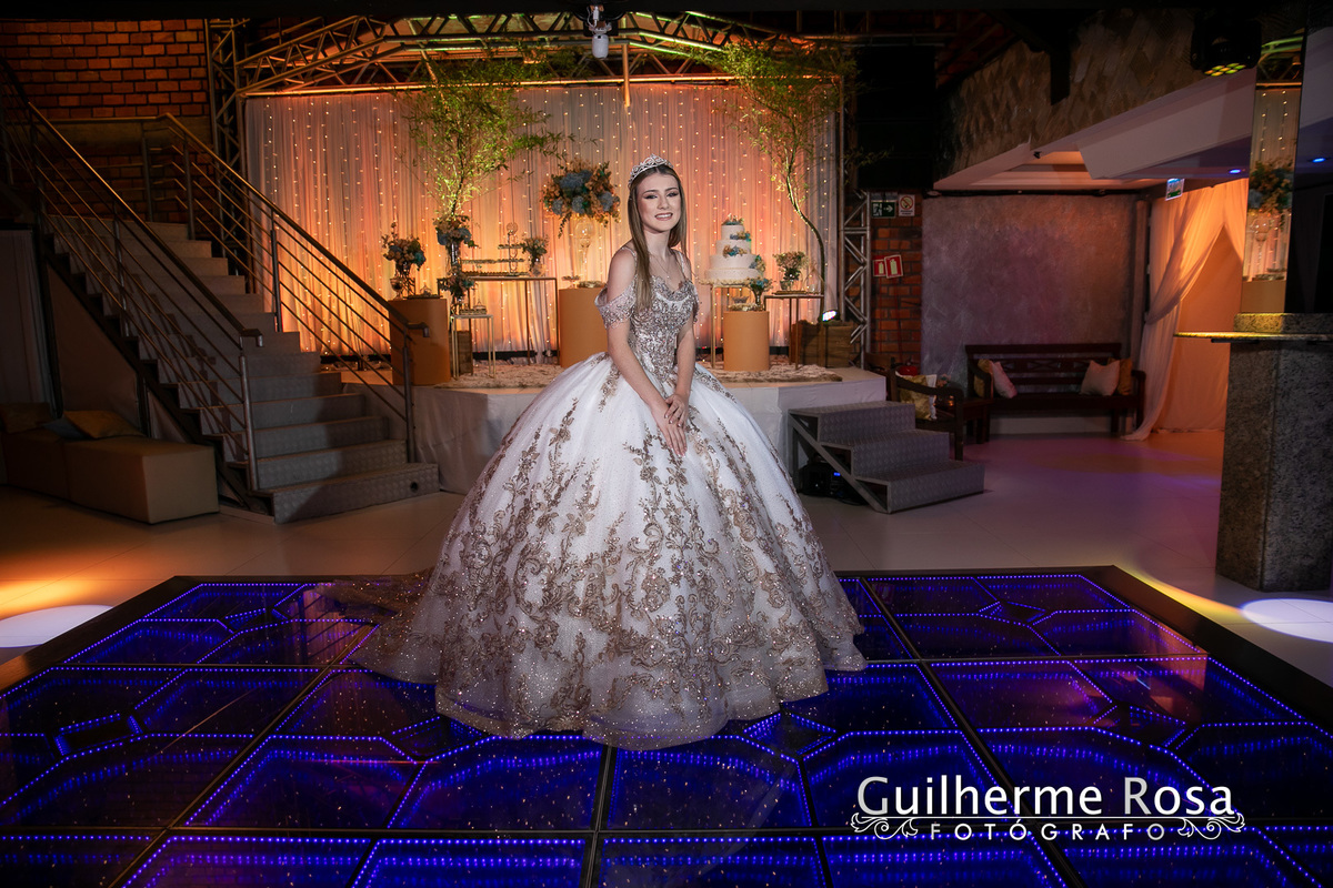 fotografia 15 anos Porto Alegre
ensaio 15 anos Porto Alegre
book 15 anos Porto Alegre
festa 15 anos Porto Alegre
debutante Porto Alegre
fotógrafo para festa de 15 anos em Porto Alegre
ensaio externo para 15 anos Porto Alegre
fotos de debutante em Porto Al