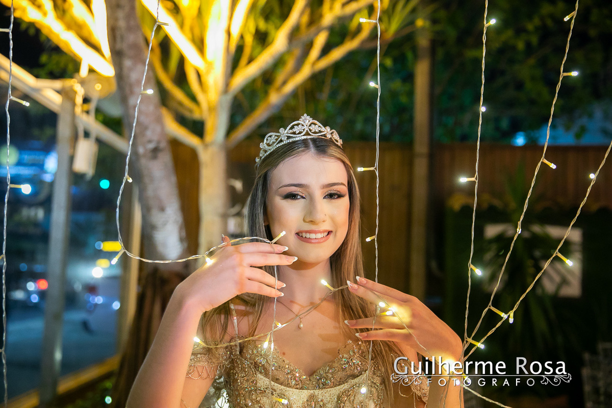 fotografia 15 anos Porto Alegre
ensaio 15 anos Porto Alegre
book 15 anos Porto Alegre
festa 15 anos Porto Alegre
debutante Porto Alegre
fotógrafo para festa de 15 anos em Porto Alegre
ensaio externo para 15 anos Porto Alegre
fotos de debutante em Porto Al