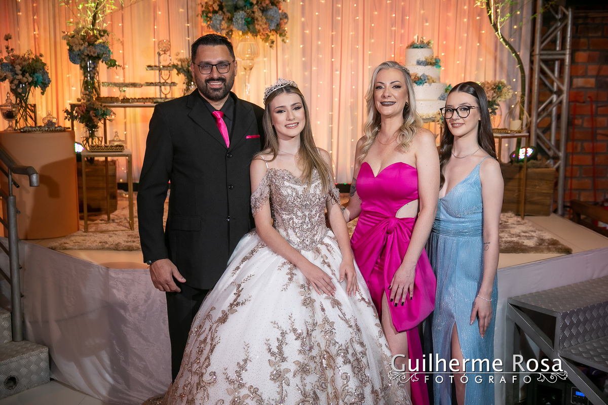 fotografia 15 anos Porto Alegre
ensaio 15 anos Porto Alegre
book 15 anos Porto Alegre
festa 15 anos Porto Alegre
debutante Porto Alegre
fotógrafo para festa de 15 anos em Porto Alegre
ensaio externo para 15 anos Porto Alegre
fotos de debutante em Porto Al