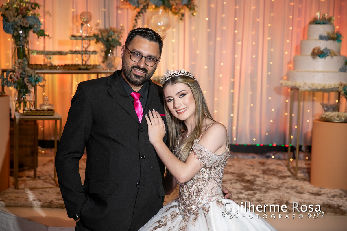 fotografia 15 anos Porto Alegre
ensaio 15 anos Porto Alegre
book 15 anos Porto Alegre
festa 15 anos Porto Alegre
debutante Porto Alegre
fotógrafo para festa de 15 anos em Porto Alegre
ensaio externo para 15 anos Porto Alegre
fotos de debutante em Porto Al