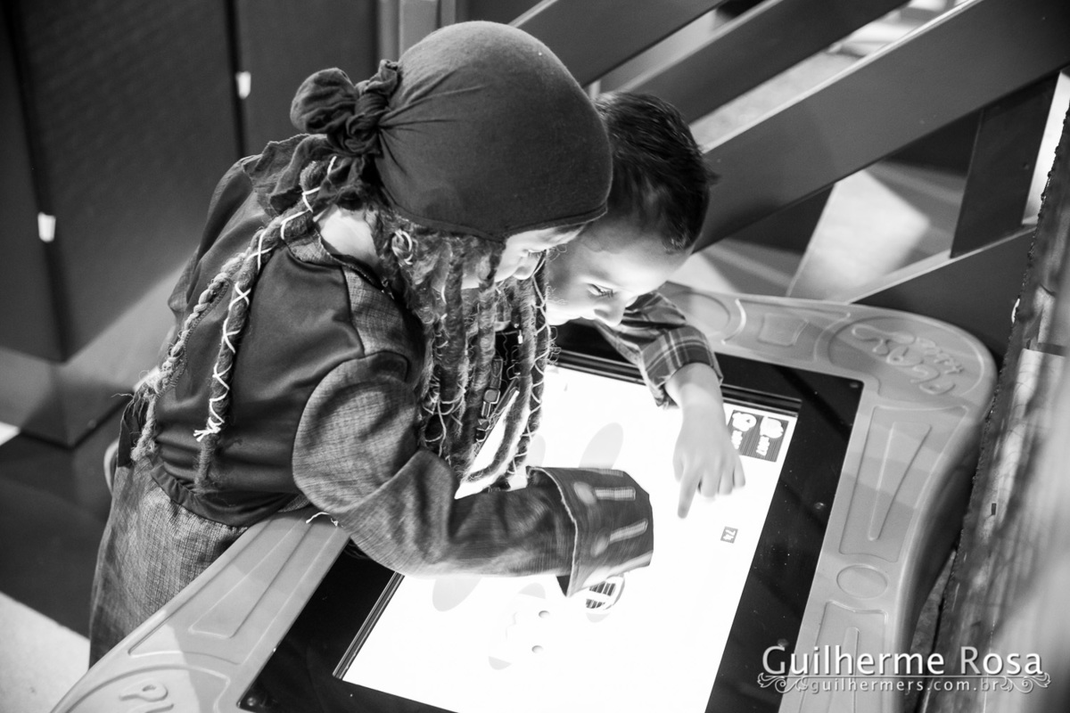 Capitão Jack Sparrow na festa de 5 anos do Theo- Karina Bianchin Rezende - Théo Bianchin Muccillo - BOOM MANIA – PASEO – Av. Wenceslau Escobar, 1823 LJ 11 e 12 -guilhermers