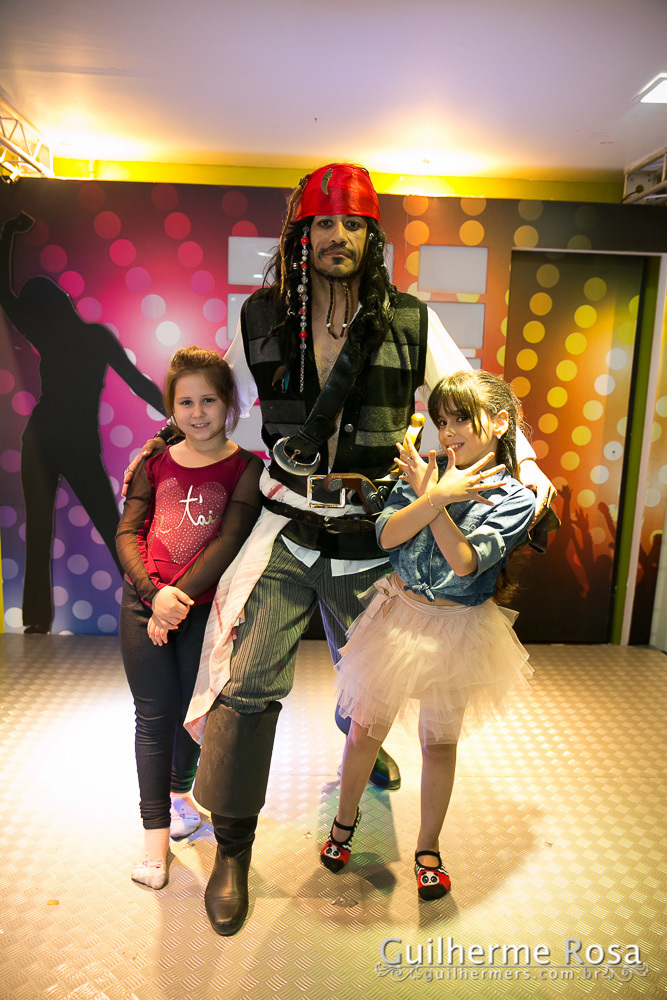 Capitão Jack Sparrow na festa de 5 anos do Theo- Karina Bianchin Rezende - Théo Bianchin Muccillo - BOOM MANIA – PASEO – Av. Wenceslau Escobar, 1823 LJ 11 e 12 -guilhermers