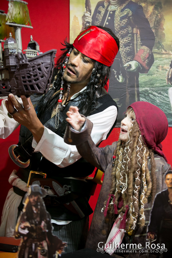 Capitão Jack Sparrow na festa de 5 anos do Theo- Karina Bianchin Rezende - Théo Bianchin Muccillo - BOOM MANIA – PASEO – Av. Wenceslau Escobar, 1823 LJ 11 e 12 -guilhermers