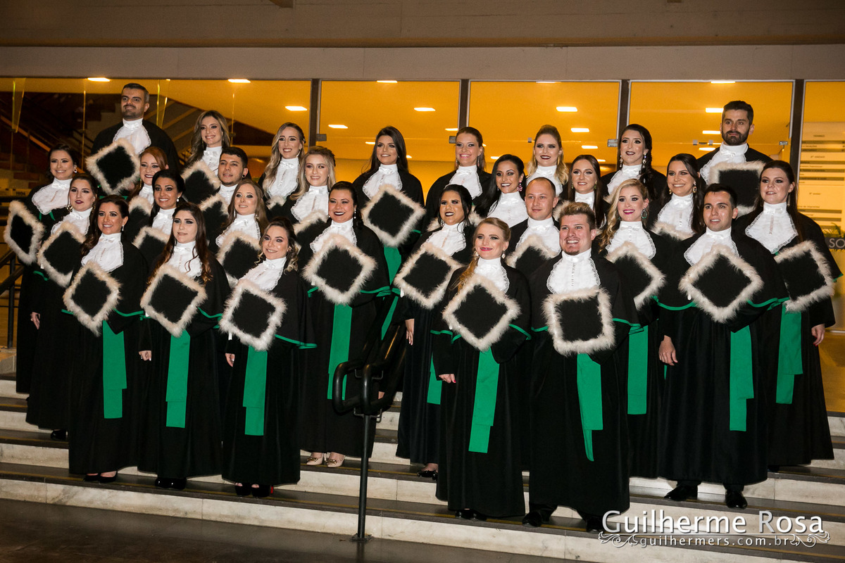Felipe Jacomeli Machado, se formou em fisioterapia na  Ipa, colação na Sogipa e a recepção para seus convidados na  pizzas e festas Cidade Alta Poa.
-guilhermers -agepes