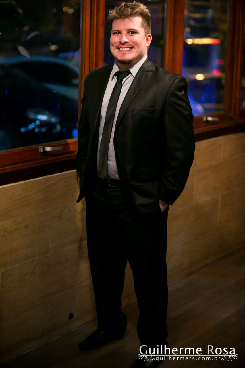 Felipe Jacomeli Machado, se formou em fisioterapia na  Ipa, colação na Sogipa e a recepção para seus convidados na  pizzas e festas Cidade Alta Poa.
-guilhermers -agepes