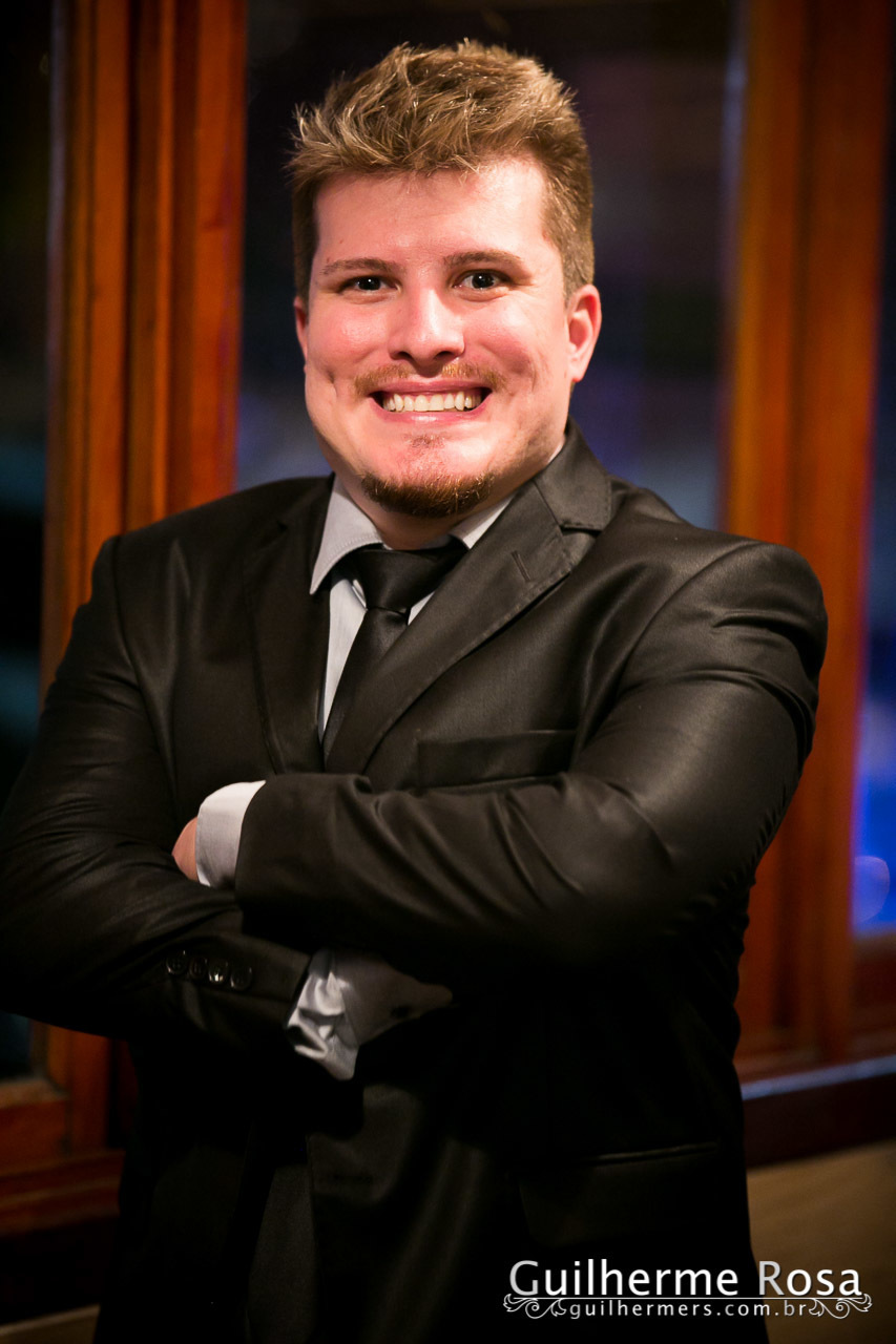 Felipe Jacomeli Machado, se formou em fisioterapia na  Ipa, colação na Sogipa e a recepção para seus convidados na  pizzas e festas Cidade Alta Poa.
-guilhermers -agepes