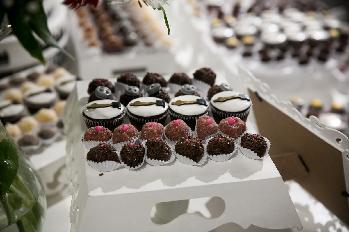 15 anos da @Stephanie Pieri Kolbe no AABB  Salão Guarujá,  cerimonialistas  Andréia Pieri e Marlise Kvietinski , decoradoras Graça Cunha e Aura Costa nunes, Dj Alehandro Suarez,  vestido da Brasil Pitanga.

Com Mãe @Adriane Pieri e tia dinda @Andréia Pier