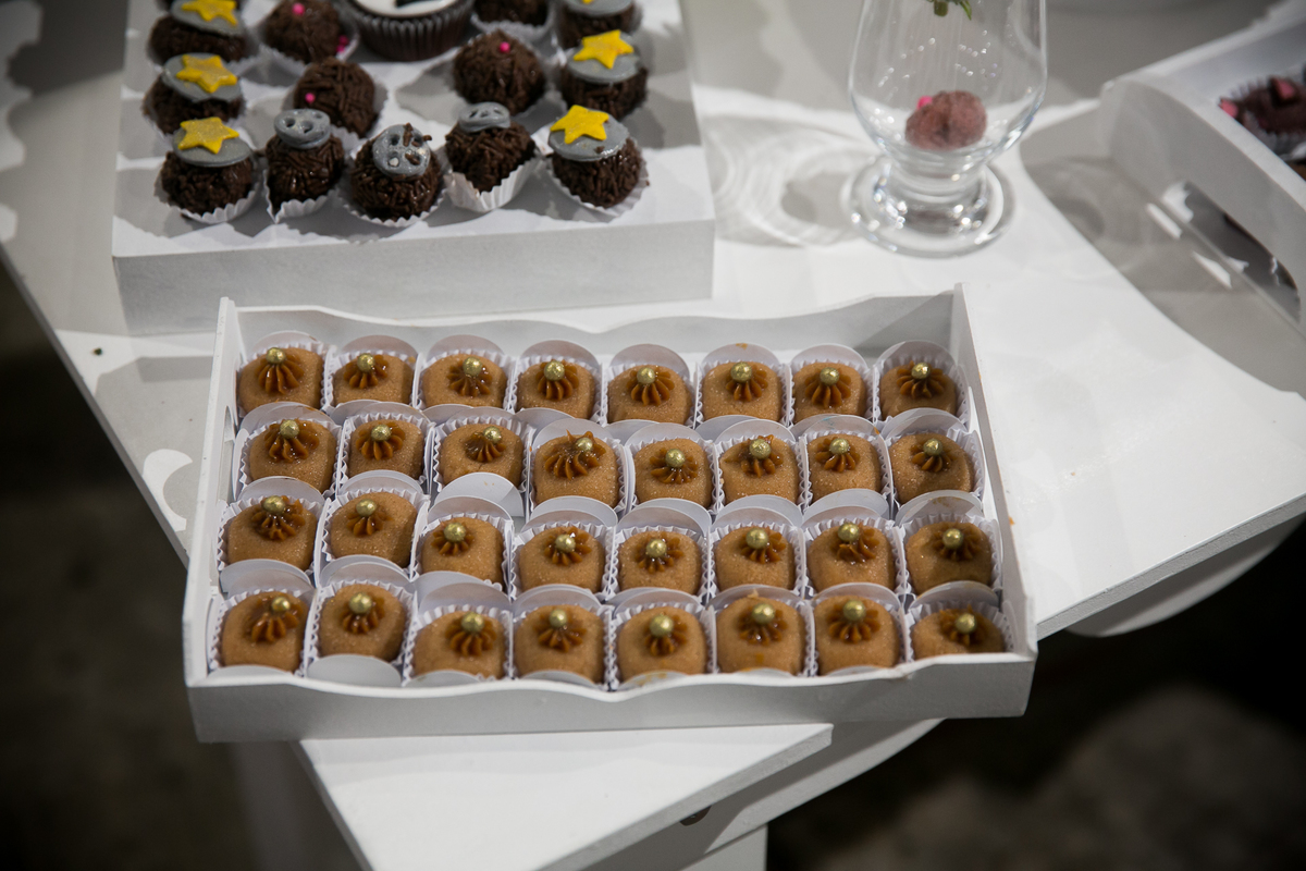 15 anos da @Stephanie Pieri Kolbe no AABB  Salão Guarujá,  cerimonialistas  Andréia Pieri e Marlise Kvietinski , decoradoras Graça Cunha e Aura Costa nunes, Dj Alehandro Suarez,  vestido da Brasil Pitanga.

Com Mãe @Adriane Pieri e tia dinda @Andréia Pier