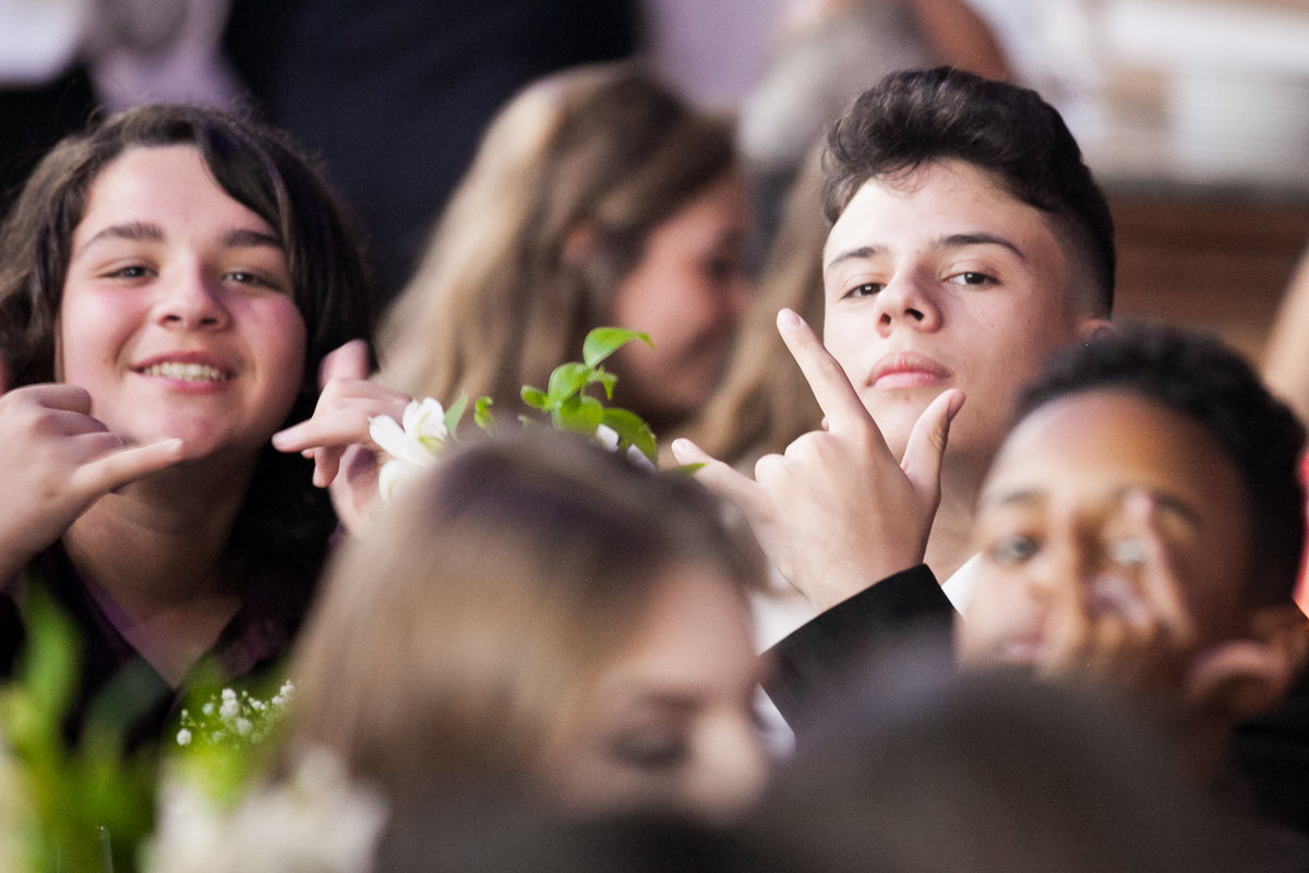 15 anos da @Stephanie Pieri Kolbe no AABB  Salão Guarujá,  cerimonialistas  Andréia Pieri e Marlise Kvietinski , decoradoras Graça Cunha e Aura Costa nunes, Dj Alehandro Suarez,  vestido da Brasil Pitanga.

Com Mãe @Adriane Pieri e tia dinda @Andréia Pier