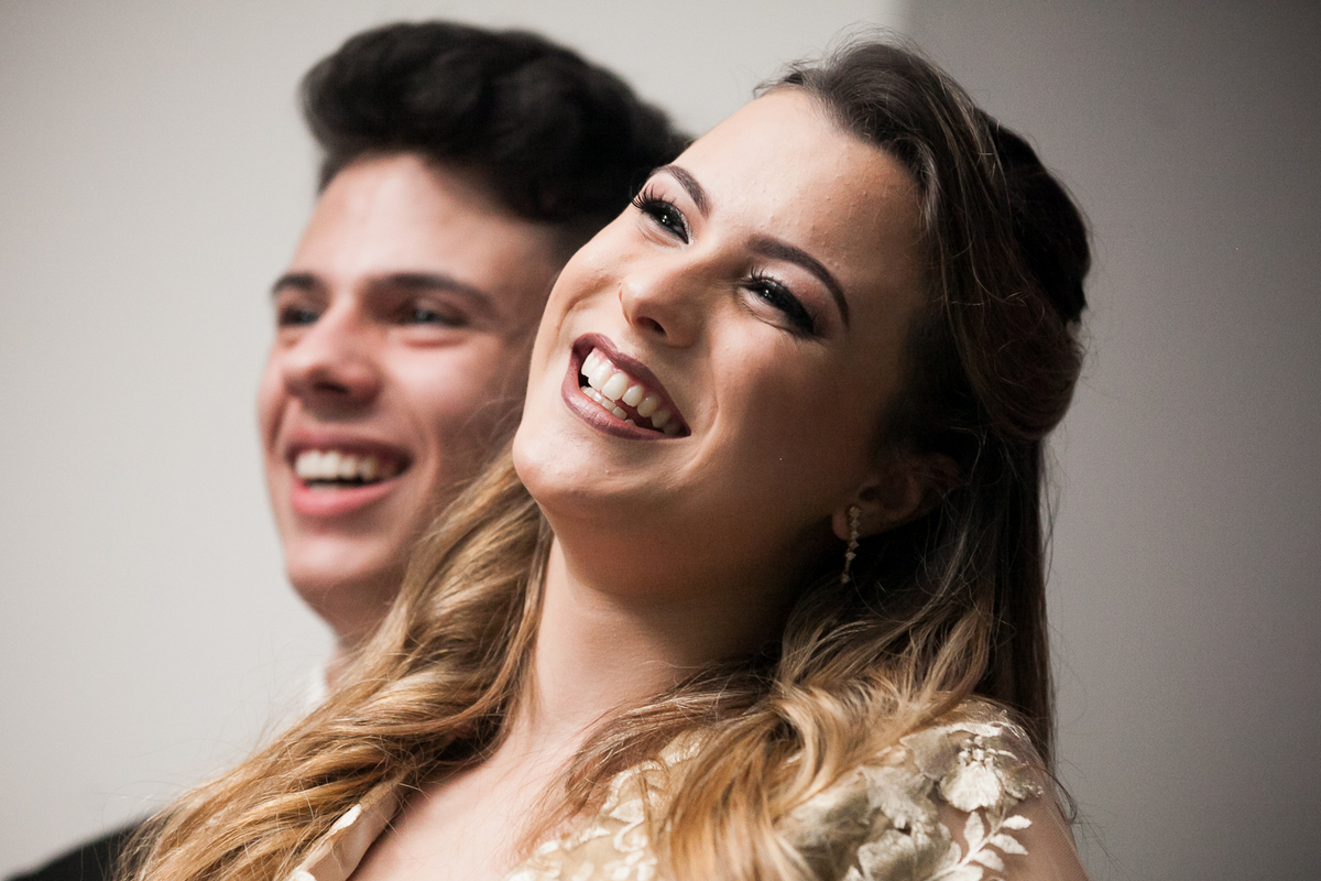 15 anos da @Stephanie Pieri Kolbe no AABB  Salão Guarujá,  cerimonialistas  Andréia Pieri e Marlise Kvietinski , decoradoras Graça Cunha e Aura Costa nunes, Dj Alehandro Suarez,  vestido da Brasil Pitanga.

Com Mãe @Adriane Pieri e tia dinda @Andréia Pier