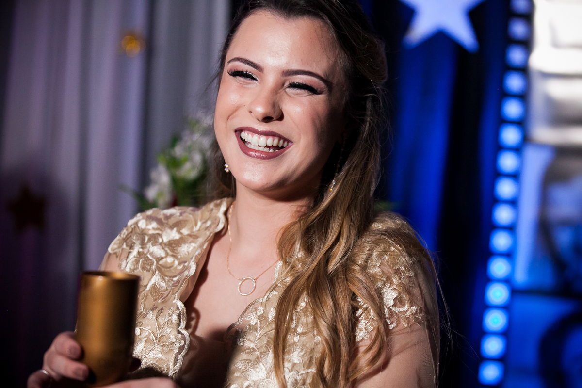 15 anos da @Stephanie Pieri Kolbe no AABB  Salão Guarujá,  cerimonialistas  Andréia Pieri e Marlise Kvietinski , decoradoras Graça Cunha e Aura Costa nunes, Dj Alehandro Suarez,  vestido da Brasil Pitanga.

Com Mãe @Adriane Pieri e tia dinda @Andréia Pier