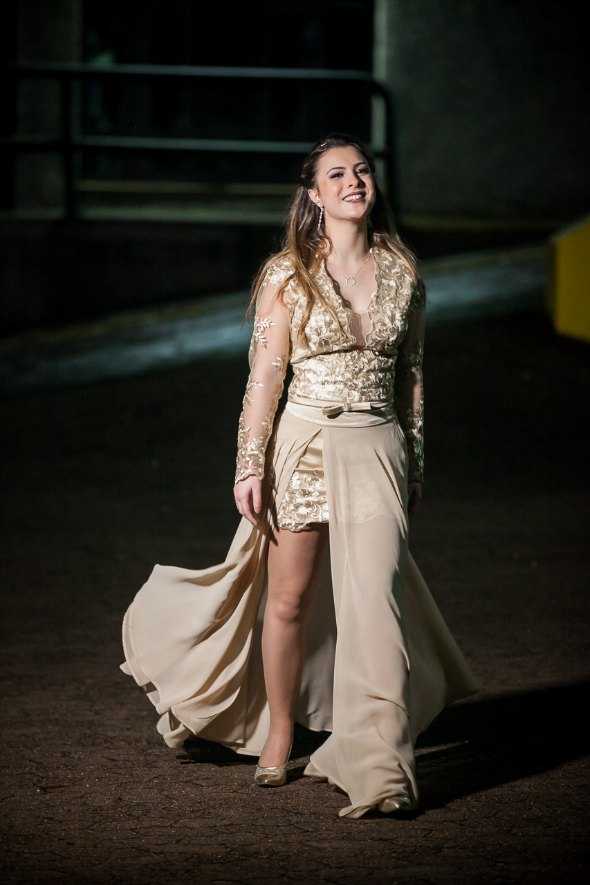 15 anos da @Stephanie Pieri Kolbe no AABB  Salão Guarujá,  cerimonialistas  Andréia Pieri e Marlise Kvietinski , decoradoras Graça Cunha e Aura Costa nunes, Dj Alehandro Suarez,  vestido da Brasil Pitanga.

Com Mãe @Adriane Pieri e tia dinda @Andréia Pier