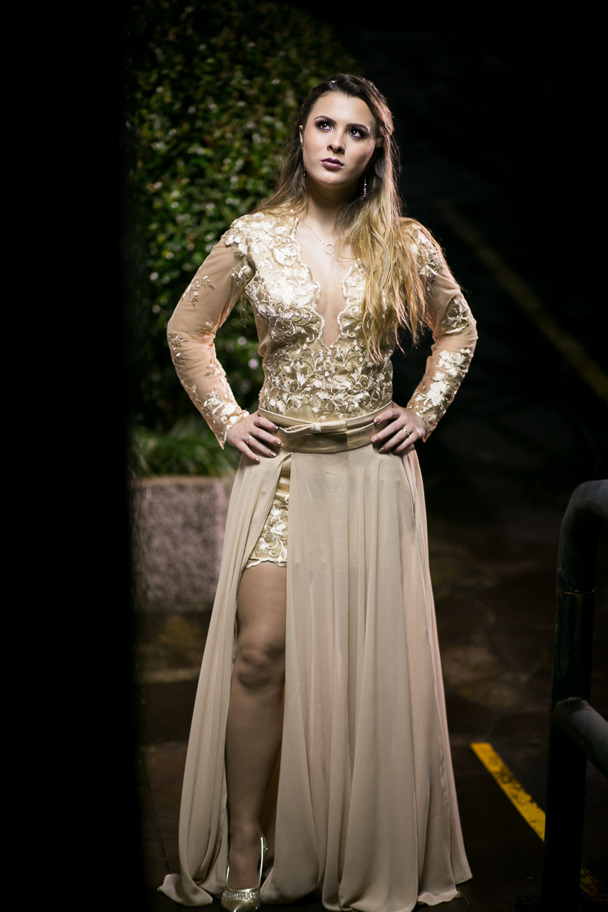 15 anos da @Stephanie Pieri Kolbe no AABB  Salão Guarujá,  cerimonialistas  Andréia Pieri e Marlise Kvietinski , decoradoras Graça Cunha e Aura Costa nunes, Dj Alehandro Suarez,  vestido da Brasil Pitanga.

Com Mãe @Adriane Pieri e tia dinda @Andréia Pier