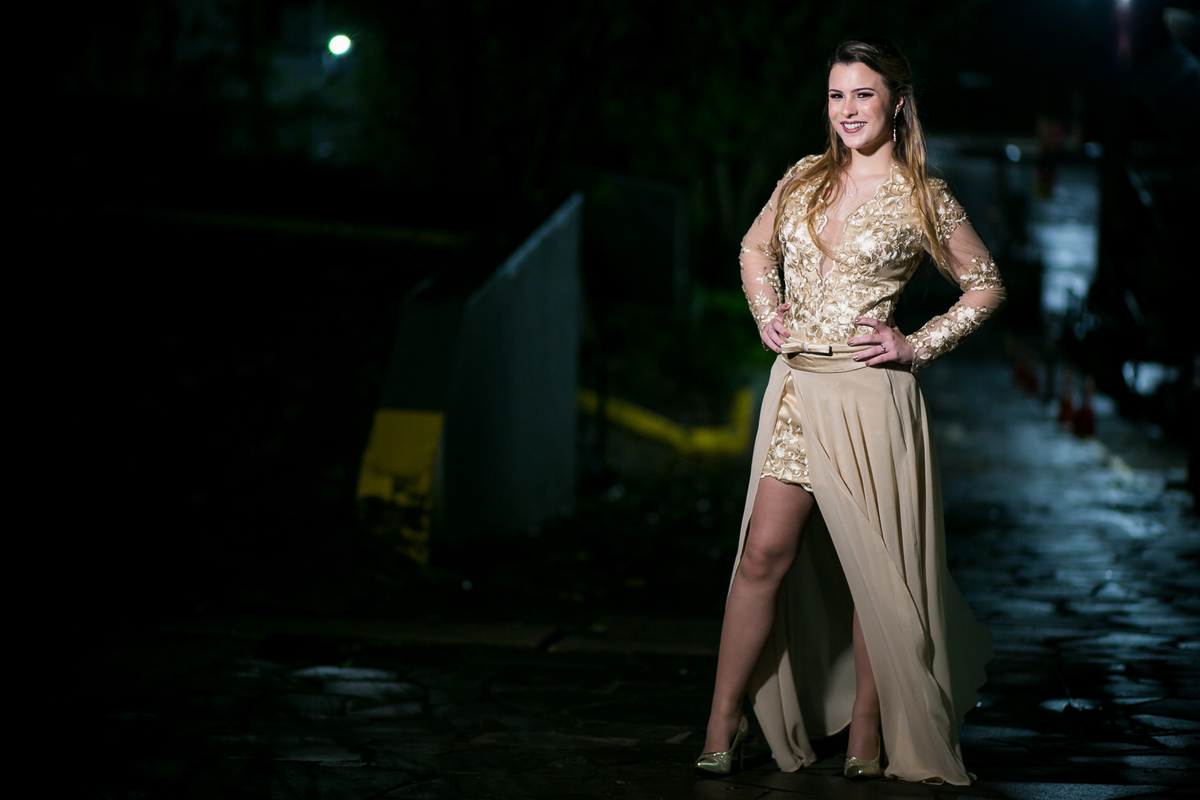 15 anos da @Stephanie Pieri Kolbe no AABB  Salão Guarujá,  cerimonialistas  Andréia Pieri e Marlise Kvietinski , decoradoras Graça Cunha e Aura Costa nunes, Dj Alehandro Suarez,  vestido da Brasil Pitanga.

Com Mãe @Adriane Pieri e tia dinda @Andréia Pier