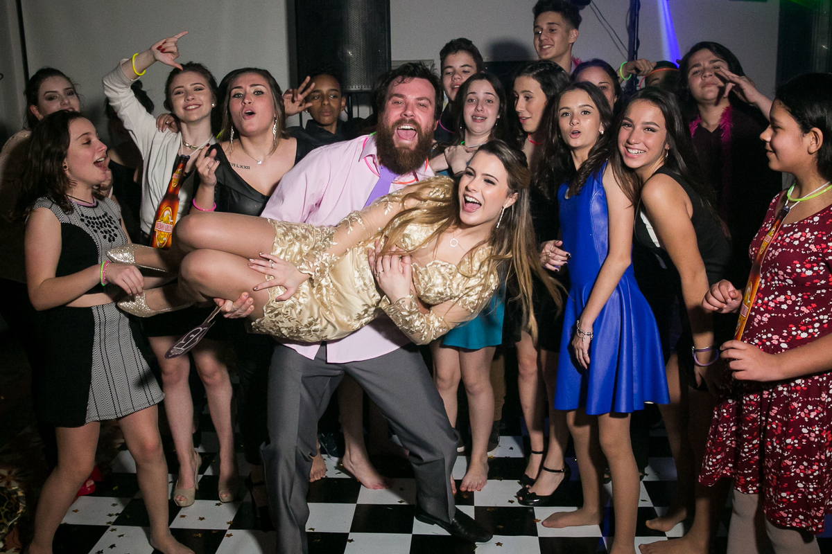 15 anos da @Stephanie Pieri Kolbe no AABB  Salão Guarujá,  cerimonialistas  Andréia Pieri e Marlise Kvietinski , decoradoras Graça Cunha e Aura Costa nunes, Dj Alehandro Suarez,  vestido da Brasil Pitanga.

Com Mãe @Adriane Pieri e tia dinda @Andréia Pier