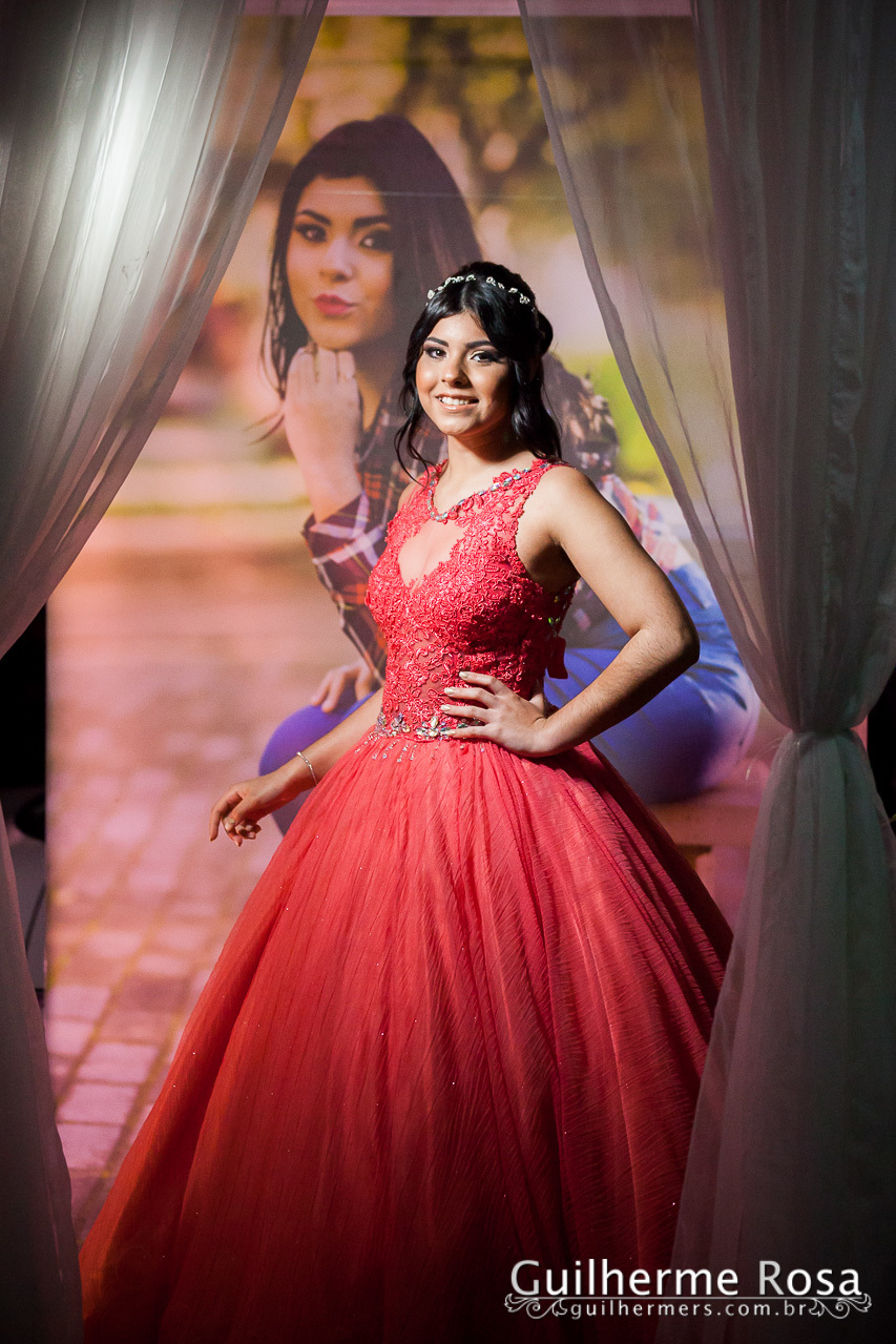 Mais uma linda debutante neste setembro, @Biia Rodrigues com Mãe @EdyeDani Rodrigues  e seu parentes e amigos, comemorarão uma linda festa!

Bartenter Show @Diversa Show

Cerimonial e decoração @Sirle lorena - GuilhermeRS