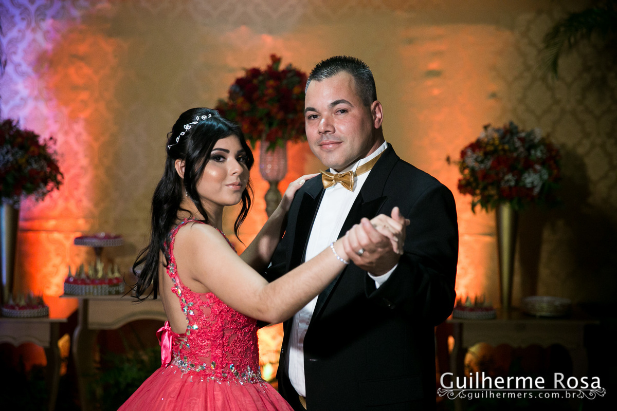 Mais uma linda debutante neste setembro, @Biia Rodrigues com Mãe @EdyeDani Rodrigues  e seu parentes e amigos, comemorarão uma linda festa!

Bartenter Show @Diversa Show

Cerimonial e decoração @Sirle lorena - GuilhermeRS