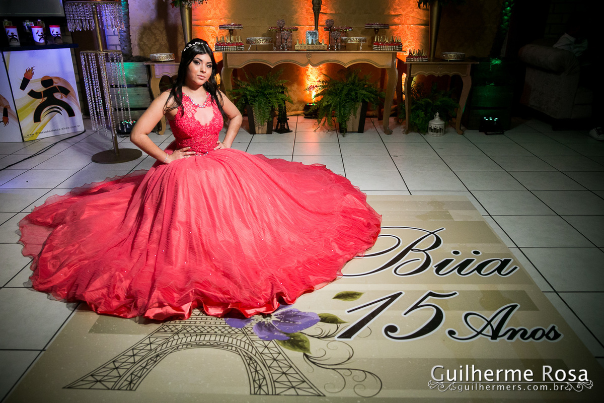 Mais uma linda debutante neste setembro, @Biia Rodrigues com Mãe @EdyeDani Rodrigues  e seu parentes e amigos, comemorarão uma linda festa!

Bartenter Show @Diversa Show

Cerimonial e decoração @Sirle lorena - GuilhermeRS