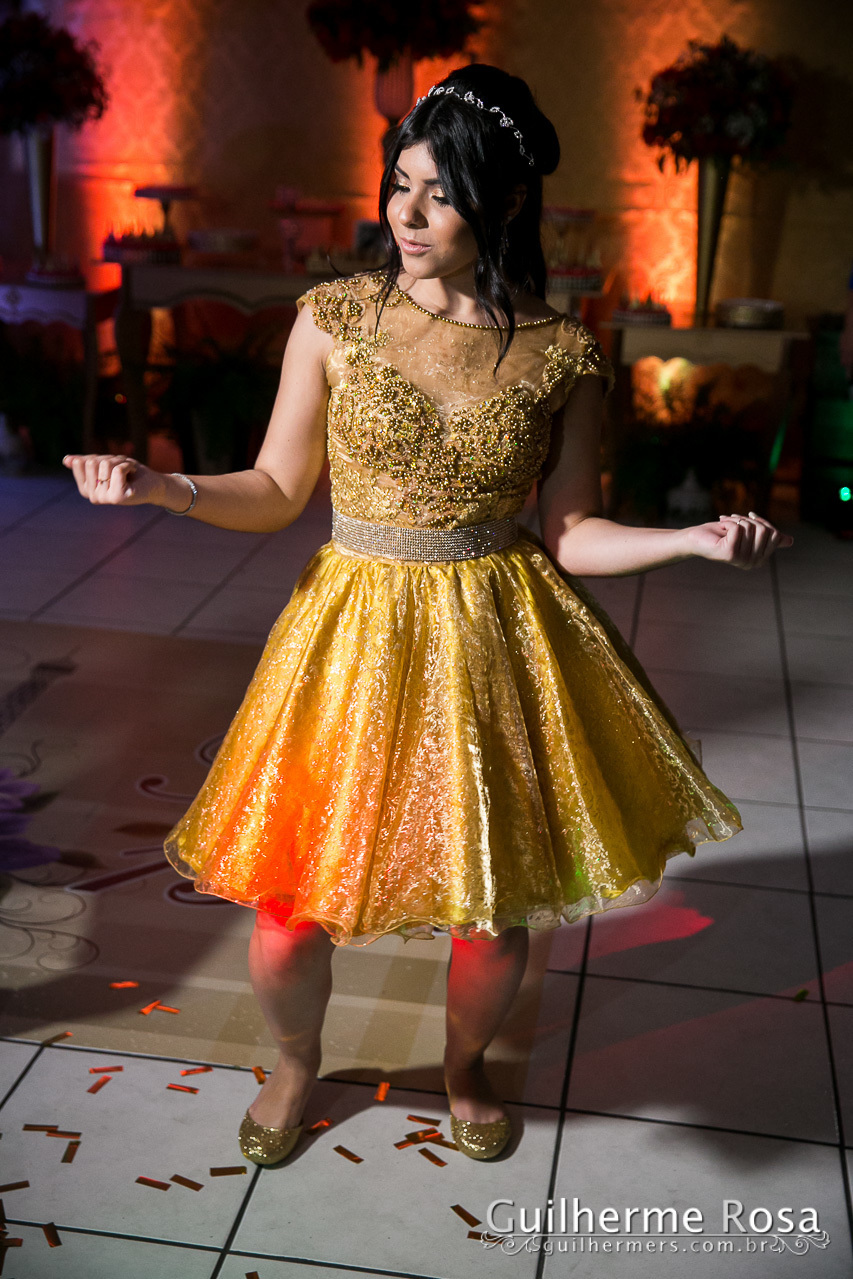 Mais uma linda debutante neste setembro, @Biia Rodrigues com Mãe @EdyeDani Rodrigues  e seu parentes e amigos, comemorarão uma linda festa!

Bartenter Show @Diversa Show

Cerimonial e decoração @Sirle lorena - GuilhermeRS