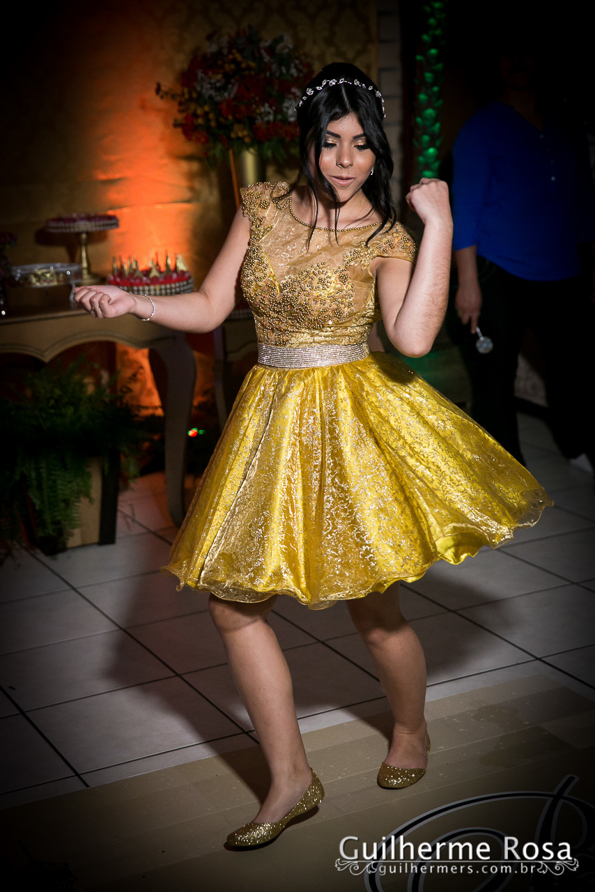 Mais uma linda debutante neste setembro, @Biia Rodrigues com Mãe @EdyeDani Rodrigues  e seu parentes e amigos, comemorarão uma linda festa!

Bartenter Show @Diversa Show

Cerimonial e decoração @Sirle lorena - GuilhermeRS