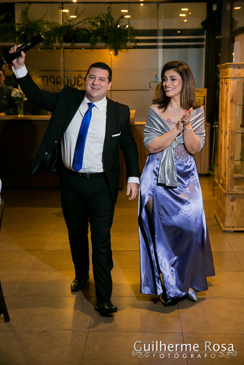 Formando;  @Rubens Flávio Villar

Colação de grau; FIERGS

Recepção;  Marquês Grill

Curso; #administração 

Ambientação e recepção:  HitaAmaral Design de Eventos
www.guilhermers.com.br