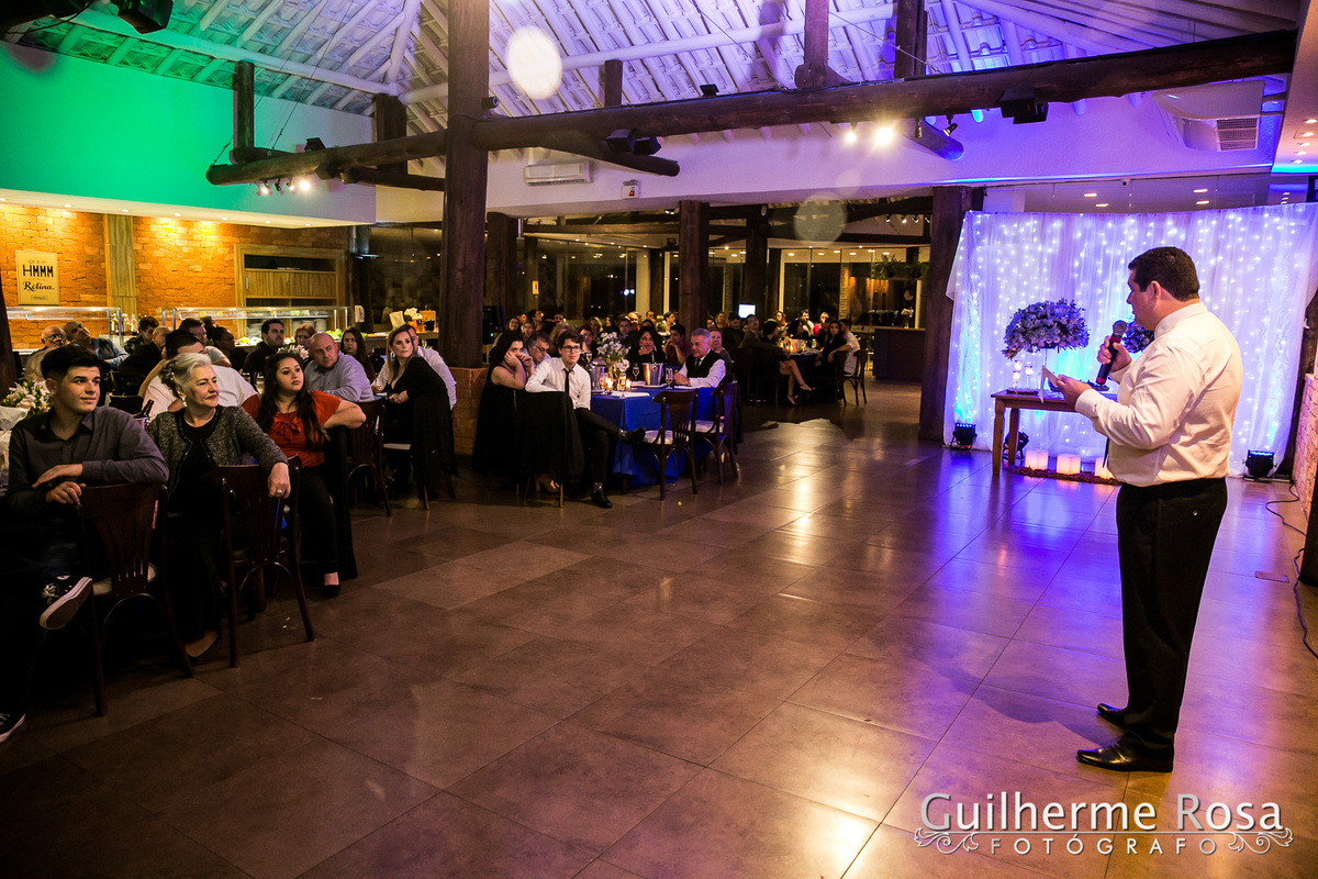 Formando;  @Rubens Flávio Villar

Colação de grau; FIERGS

Recepção;  Marquês Grill

Curso; #administração 

Ambientação e recepção:  HitaAmaral Design de Eventos
www.guilhermers.com.br