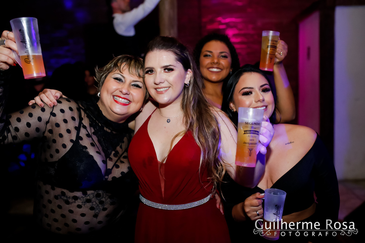 Formandos; @Jéssica Borba Nascente ,  @Renata Almeida  e  @Felipe Simionato

Recepção;  ACOJAVIN

Fotos; Anderson e Michaell - (FotoEquipe)
www.guilhermers.com.br