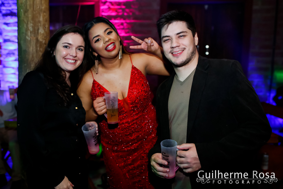 Formandos; @Jéssica Borba Nascente ,  @Renata Almeida  e  @Felipe Simionato

Recepção;  ACOJAVIN

Fotos; Anderson e Michaell - (FotoEquipe)
www.guilhermers.com.br