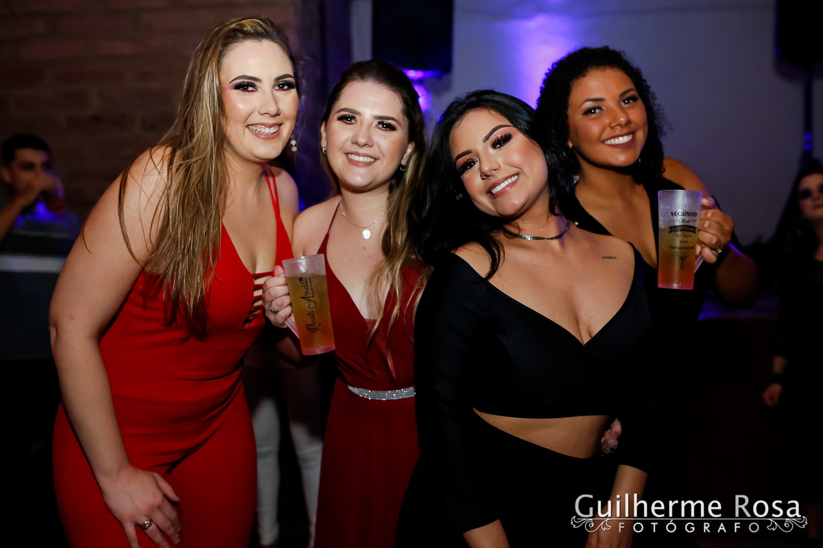 Formandos; @Jéssica Borba Nascente ,  @Renata Almeida  e  @Felipe Simionato

Recepção;  ACOJAVIN

Fotos; Anderson e Michaell - (FotoEquipe)
www.guilhermers.com.br