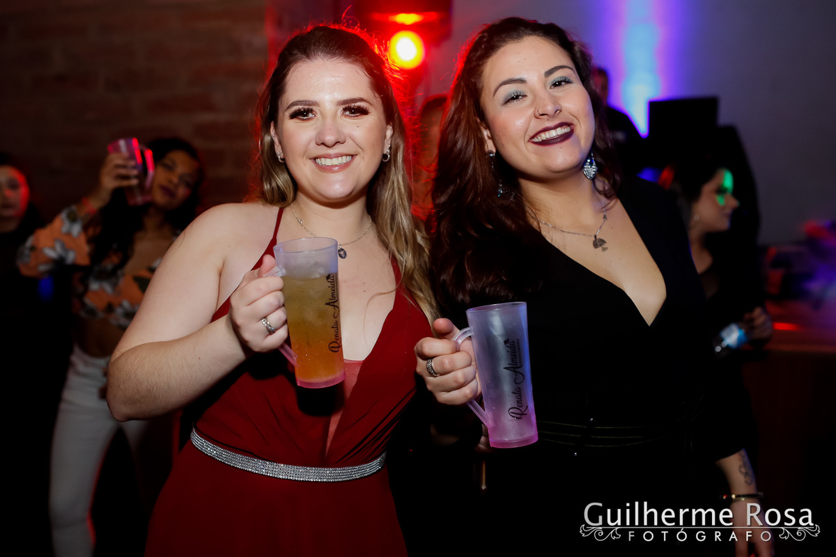 Formandos; @Jéssica Borba Nascente ,  @Renata Almeida  e  @Felipe Simionato

Recepção;  ACOJAVIN

Fotos; Anderson e Michaell - (FotoEquipe)
www.guilhermers.com.br