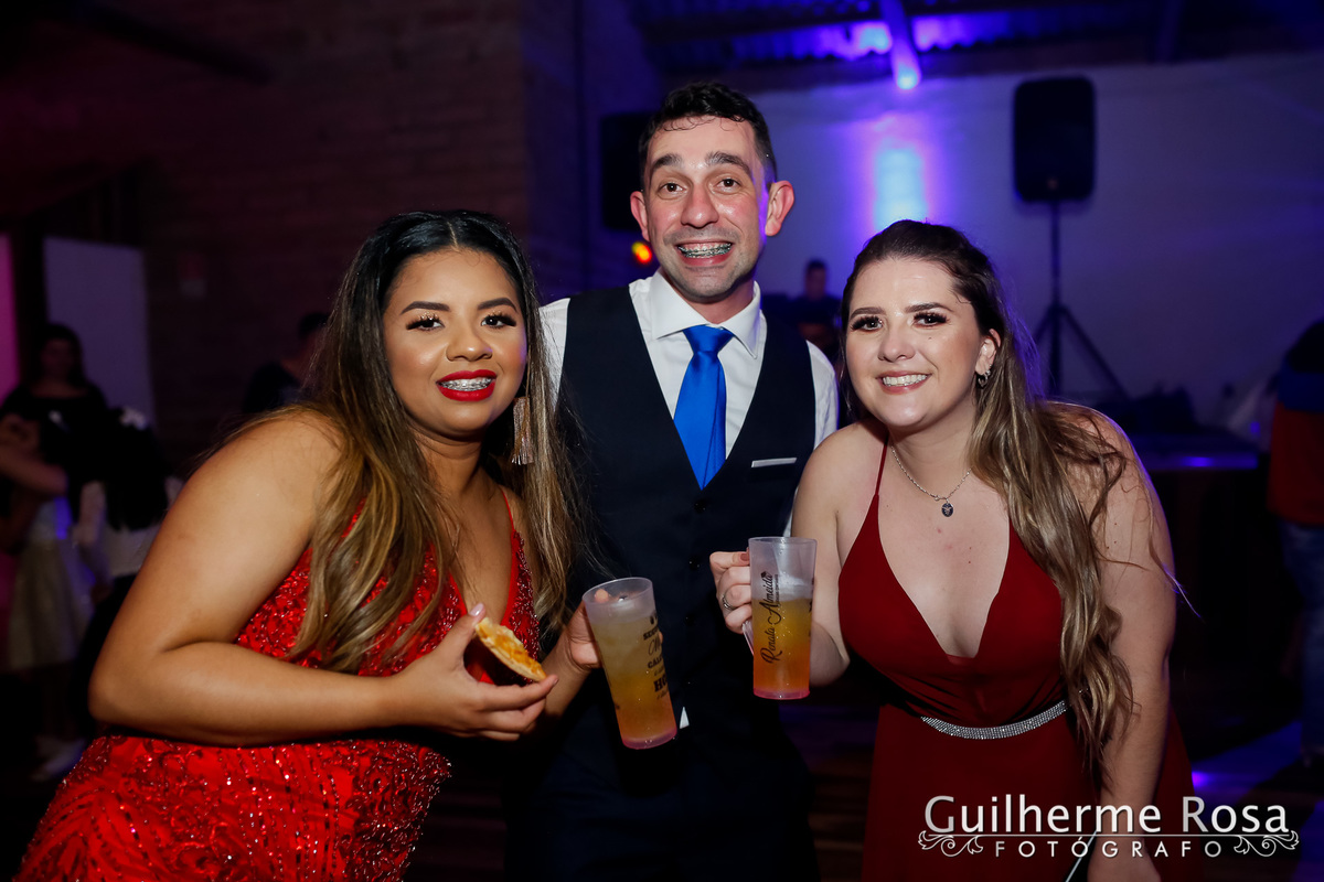 Formandos; @Jéssica Borba Nascente ,  @Renata Almeida  e  @Felipe Simionato

Recepção;  ACOJAVIN

Fotos; Anderson e Michaell - (FotoEquipe)
www.guilhermers.com.br