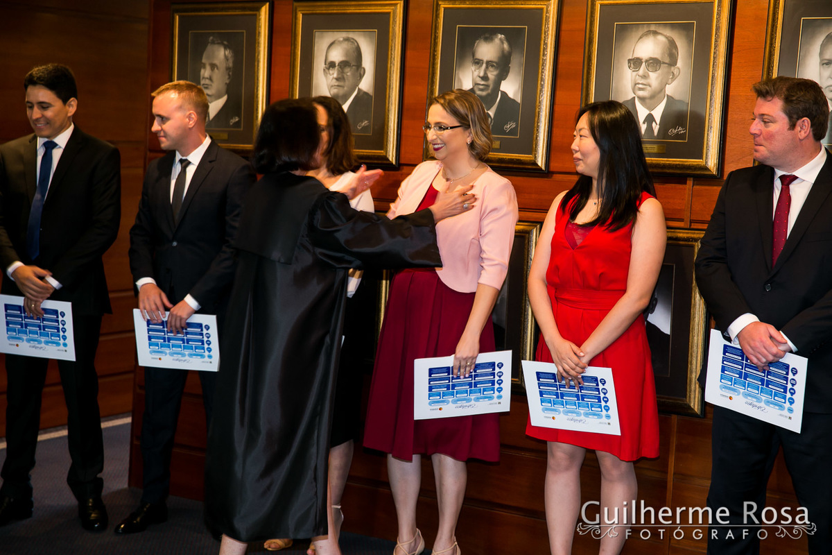 No dia 8 de janeiro de 2020 a Dr Juíza Ana Lucia Todeschini, tomou posse no Tribunal de Justiça de Porto Alegre.

Com uma linda recepção para seus familiares e amigos no Via Imperatore.

guilhermers