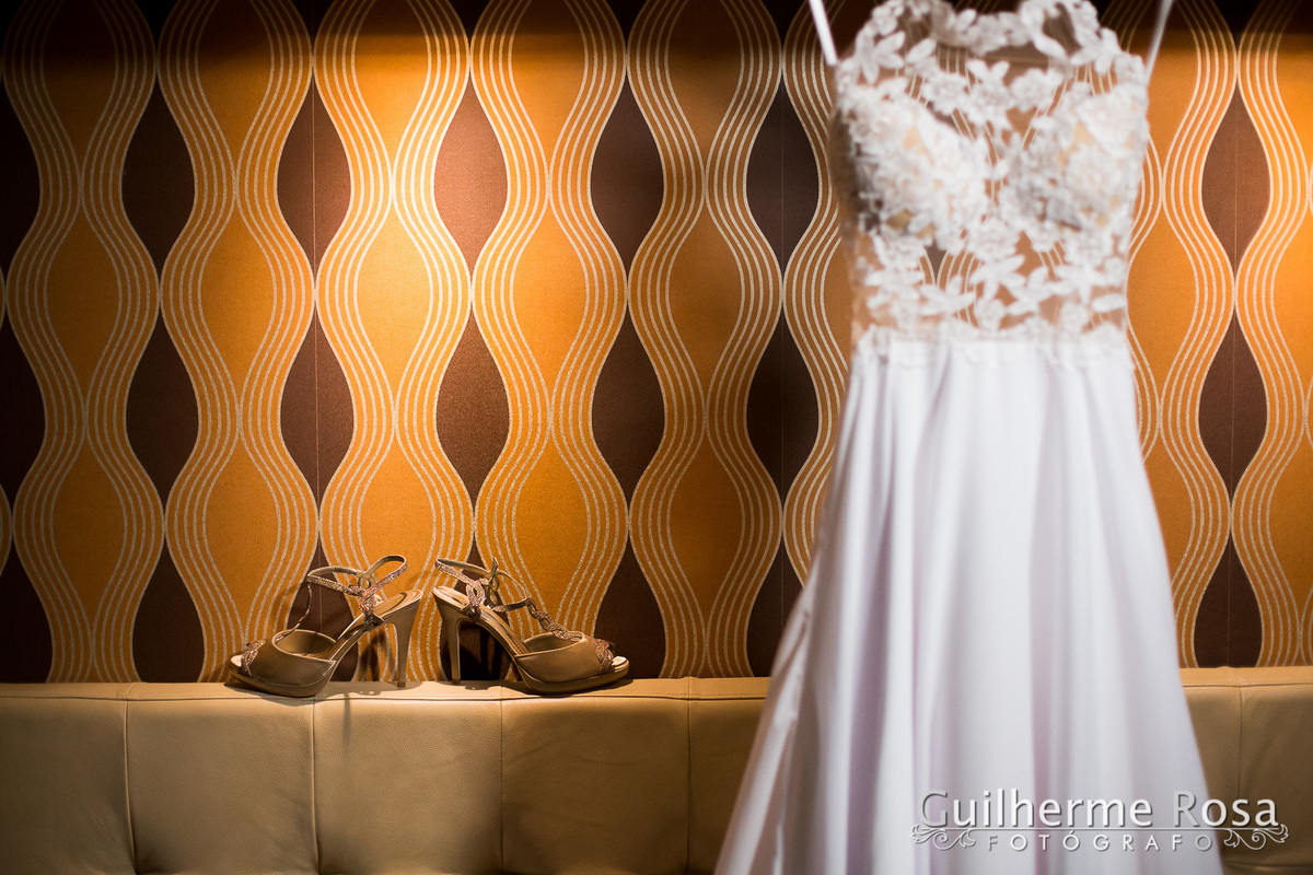 Lindo casamento  com os queridos @brunaratz & @vinicios, cerimônia e recepção no @gnuniao com @teredeluca64 Anderson Escouto  e Vladimir
Grêmio Náutico União salão Deposito1-Boate-Hotel Sheraton - guilhermers