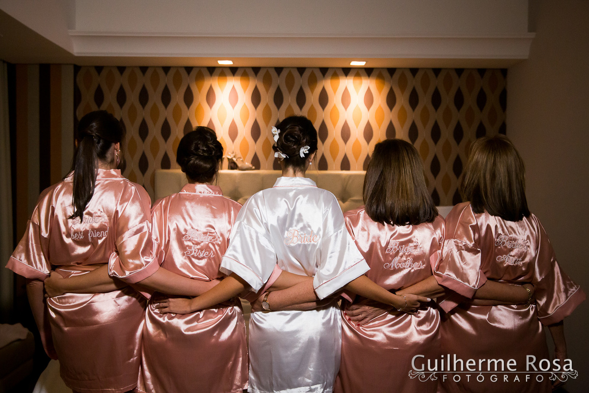 Lindo casamento  com os queridos @brunaratz & @vinicios, cerimônia e recepção no @gnuniao com @teredeluca64 Anderson Escouto  e Vladimir
Grêmio Náutico União salão Deposito1-Boate-Hotel Sheraton - guilhermers