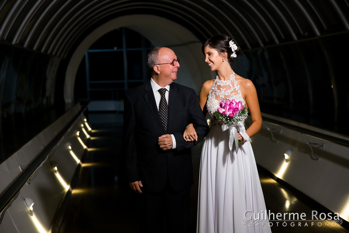 Lindo casamento  com os queridos @brunaratz & @vinicios, cerimônia e recepção no @gnuniao com @teredeluca64 Anderson Escouto  e Vladimir
Grêmio Náutico União salão Deposito1-Boate-Hotel Sheraton - guilhermers