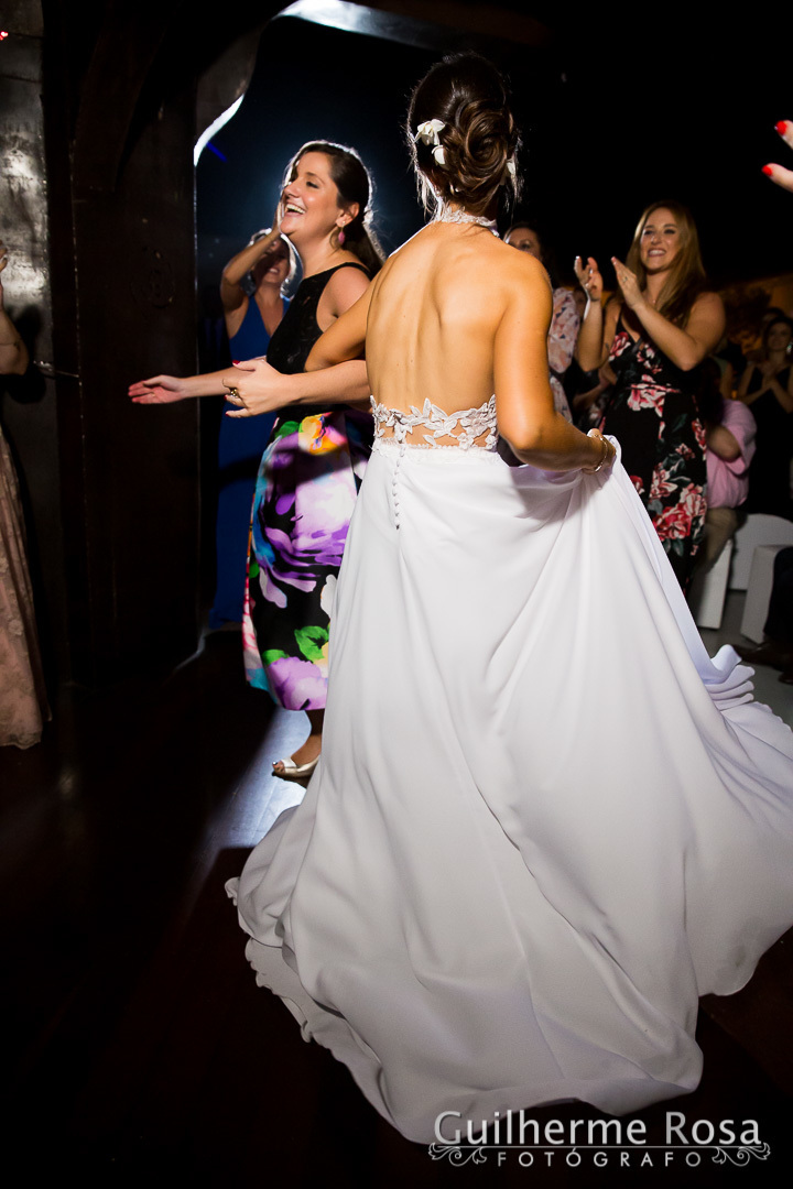 Lindo casamento  com os queridos @brunaratz & @vinicios, cerimônia e recepção no @gnuniao com @teredeluca64 Anderson Escouto  e Vladimir
Grêmio Náutico União salão Deposito1-Boate-Hotel Sheraton - guilhermers