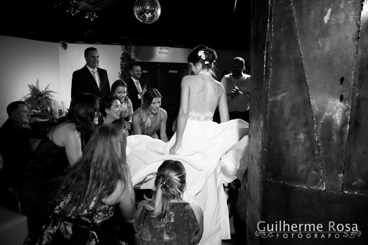 Lindo casamento  com os queridos @brunaratz & @vinicios, cerimônia e recepção no @gnuniao com @teredeluca64 Anderson Escouto  e Vladimir
Grêmio Náutico União salão Deposito1-Boate-Hotel Sheraton - guilhermers