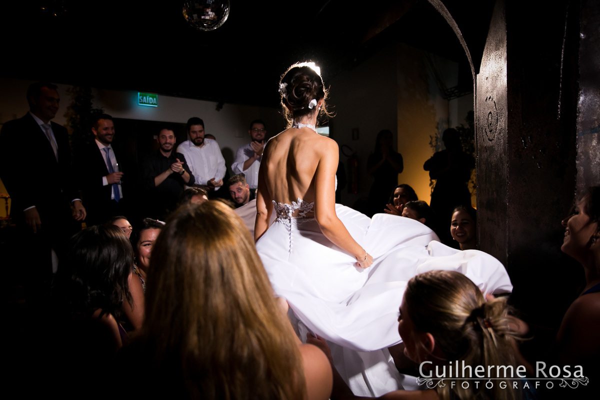 Lindo casamento  com os queridos @brunaratz & @vinicios, cerimônia e recepção no @gnuniao com @teredeluca64 Anderson Escouto  e Vladimir
Grêmio Náutico União salão Deposito1-Boate-Hotel Sheraton - guilhermers