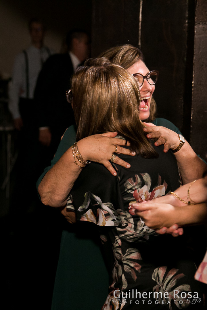 Lindo casamento  com os queridos @brunaratz & @vinicios, cerimônia e recepção no @gnuniao com @teredeluca64 Anderson Escouto  e Vladimir
Grêmio Náutico União salão Deposito1-Boate-Hotel Sheraton - guilhermers