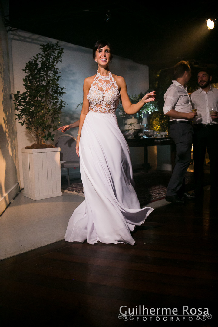 Lindo casamento  com os queridos @brunaratz & @vinicios, cerimônia e recepção no @gnuniao com @teredeluca64 Anderson Escouto  e Vladimir
Grêmio Náutico União salão Deposito1-Boate-Hotel Sheraton - guilhermers