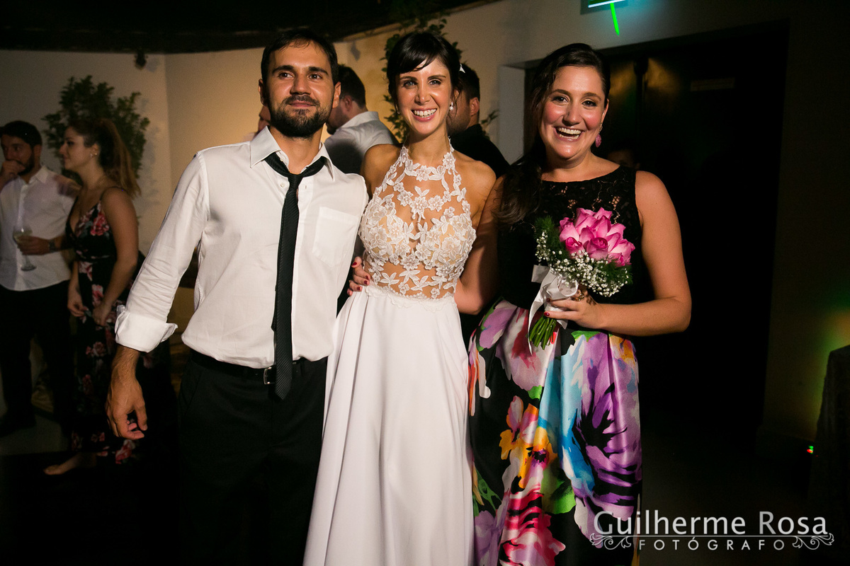 Lindo casamento  com os queridos @brunaratz & @vinicios, cerimônia e recepção no @gnuniao com @teredeluca64 Anderson Escouto  e Vladimir
Grêmio Náutico União salão Deposito1-Boate-Hotel Sheraton - guilhermers