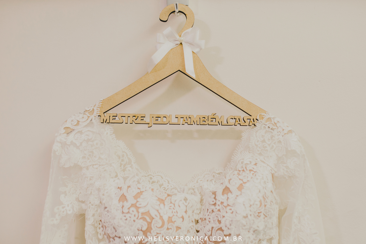 cabide noiva