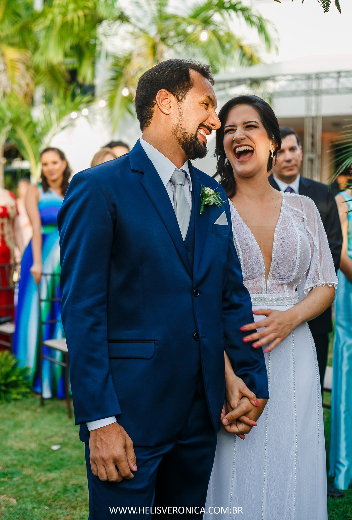 noivos felizes