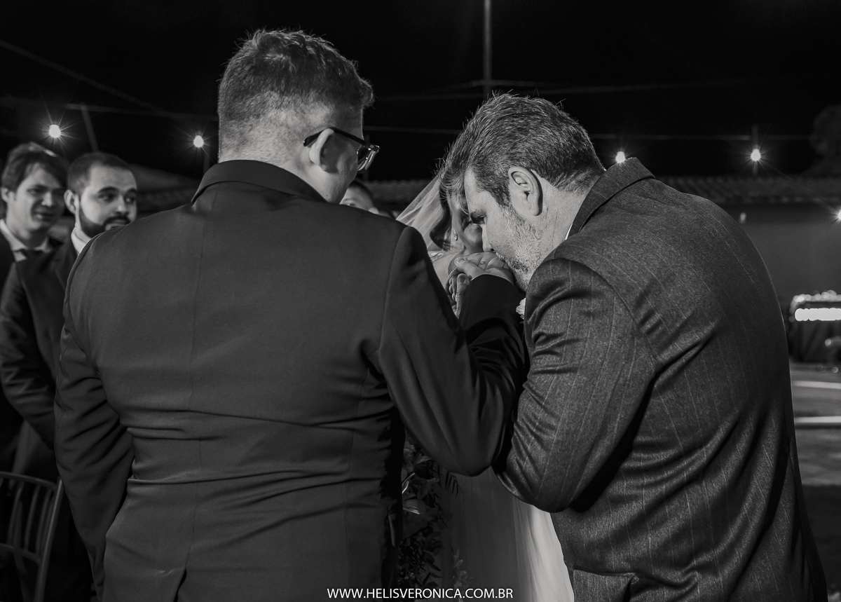 emoção no casamento