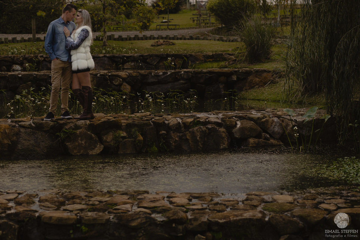 ensaio de casal, pre casamento, pre wedding, ensaio de casal no campo, casal no campo, fotografia de casal, Ismael Steffen Fotografia
