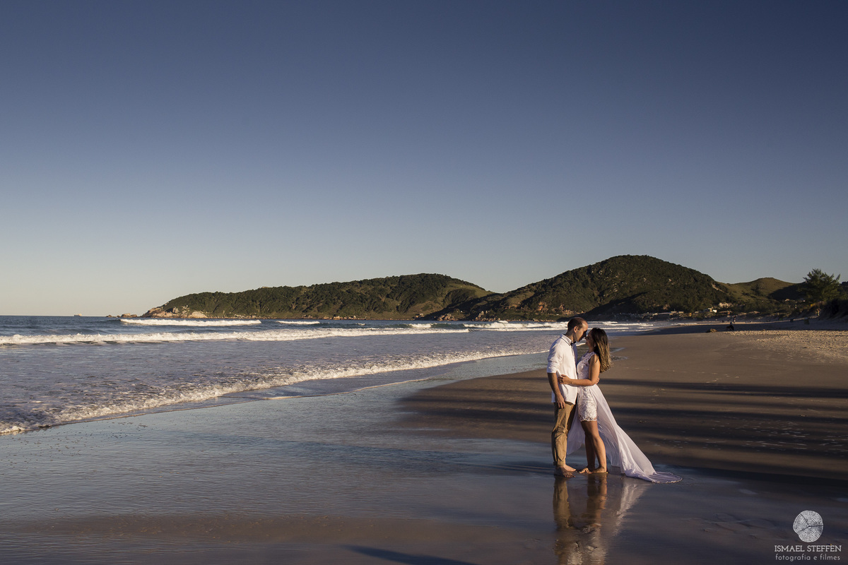 ensaio de casal, fotografia de casal, ensaio de casal na praia, casal na praia, pre casamento, pre casamento na praia, pre wedding, pre wedding na praia, Ismael Steffen Fotografia