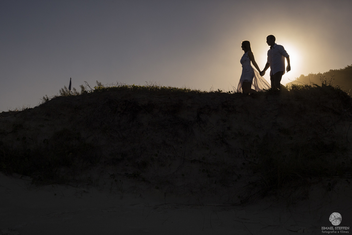 ensaio de casal, fotografia de casal, ensaio de casal na praia, casal na praia, pre casamento, pre casamento na praia, pre wedding, pre wedding na praia, Ismael Steffen Fotografia